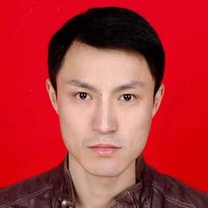 强亚杰