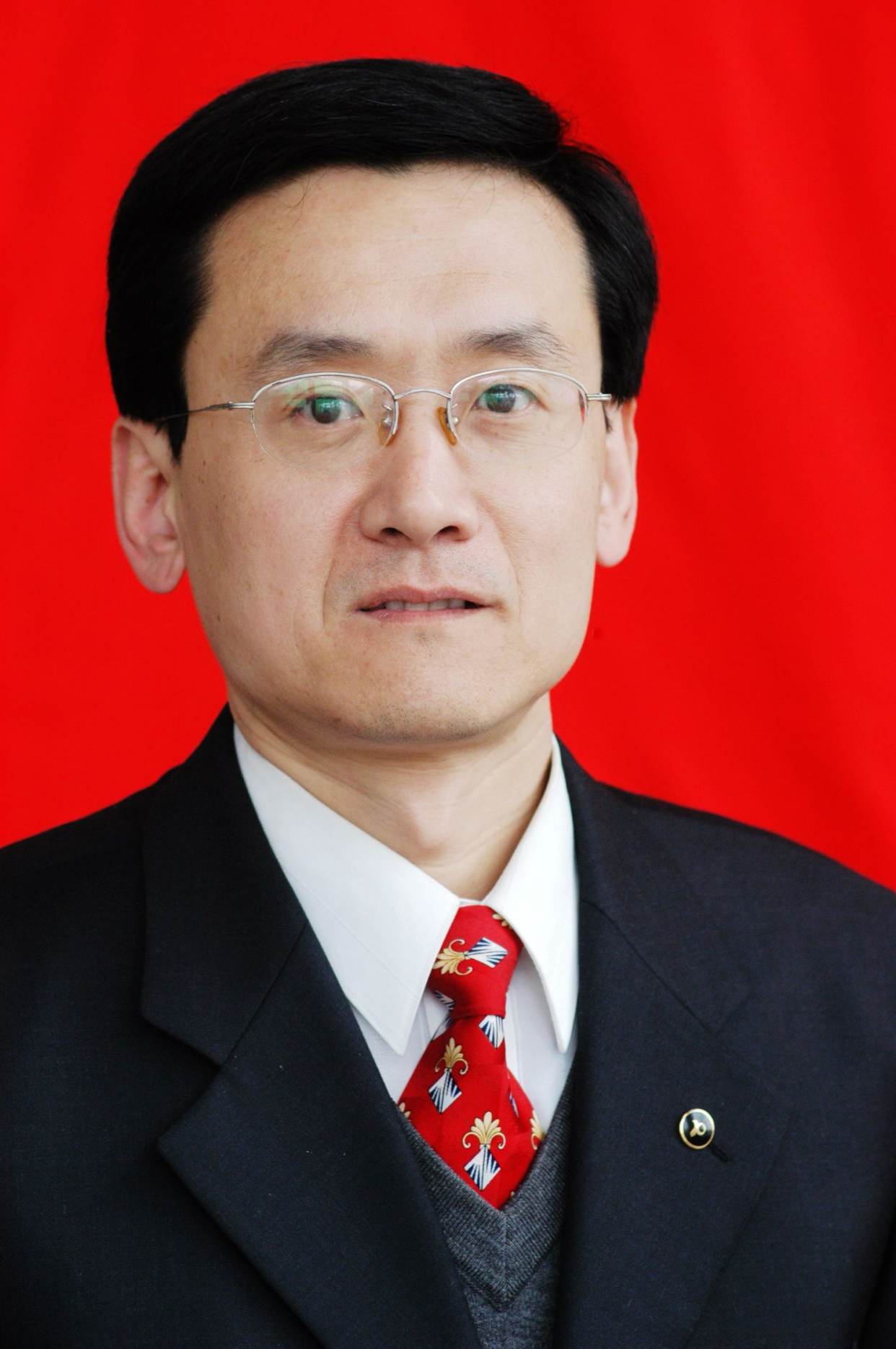 焦建新