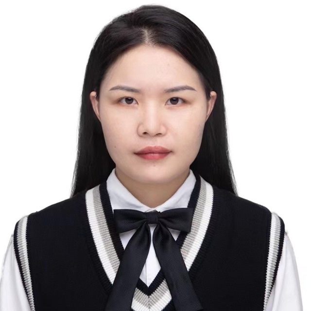 尹云