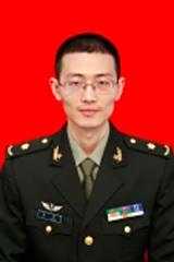 李强