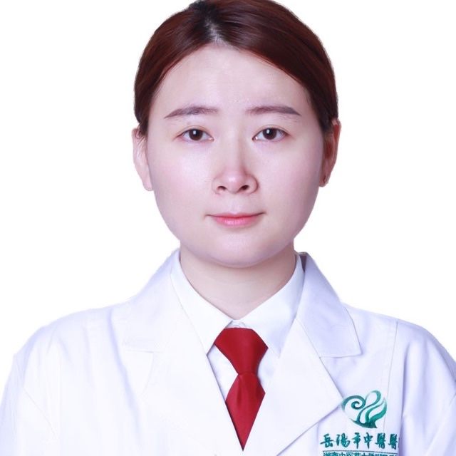 张蕾