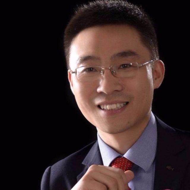 靳建云