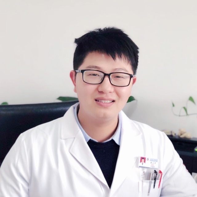 熊文华