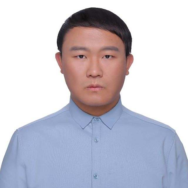 张珅