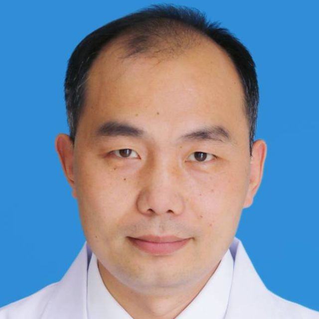 李治萌