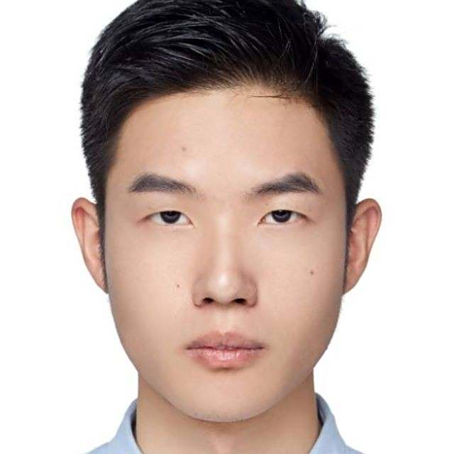 吕强