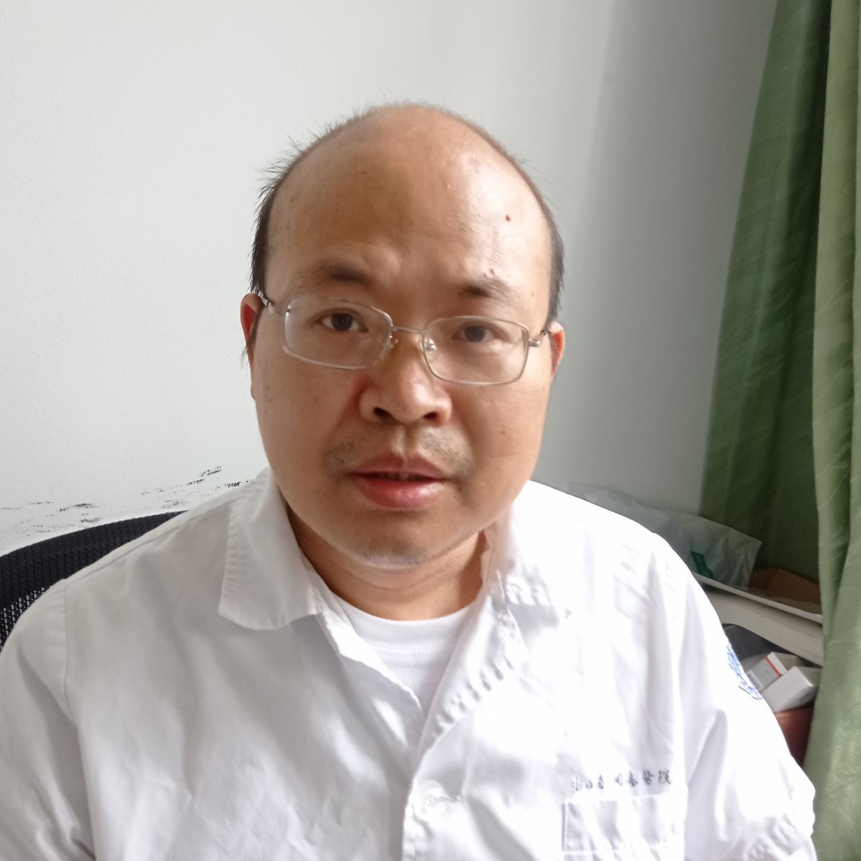 胡森医生