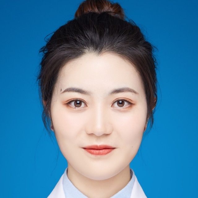 周茜