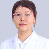 周小英